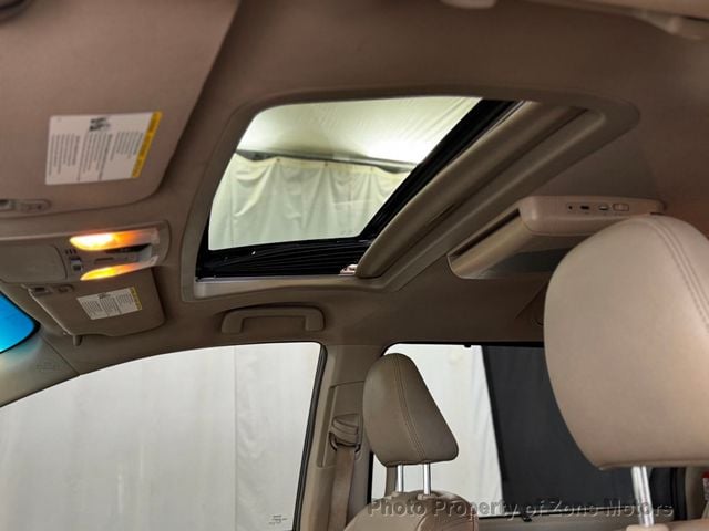 2015 Toyota Sienna XLE - 23033951 - 27