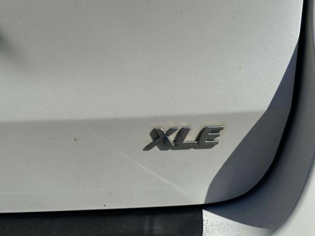 2015 Toyota Sienna XLE 7 Passenger Auto Access Seat 4dr Mini Van - 22997390 - 13