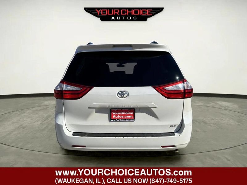 2015 Toyota Sienna XLE 7 Passenger Auto Access Seat 4dr Mini Van - 22997390 - 3