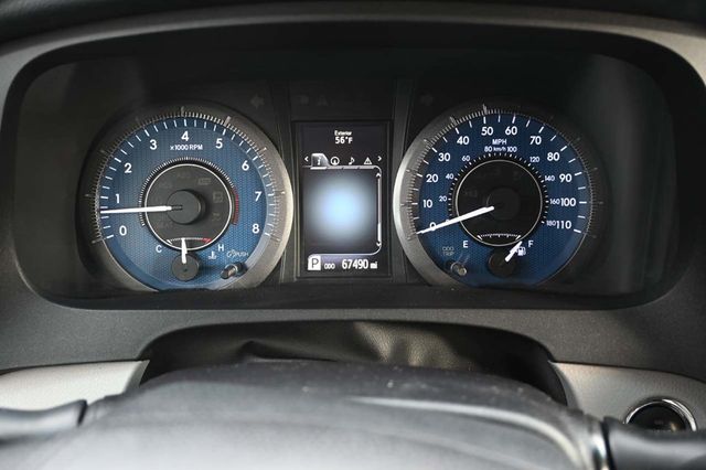 2015 Toyota Sienna XLE Mobility Handicap Van - 22964766 - 37