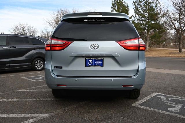 2015 Toyota Sienna XLE Mobility Handicap Van - 22964766 - 6