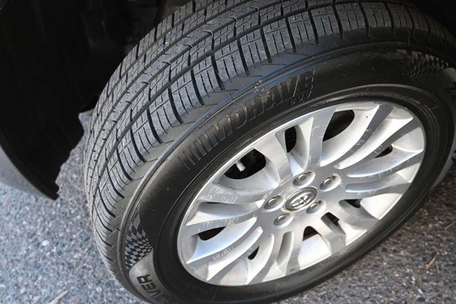 2015 Toyota Sienna XLE Mobility Handicap Van - 23006098 - 10