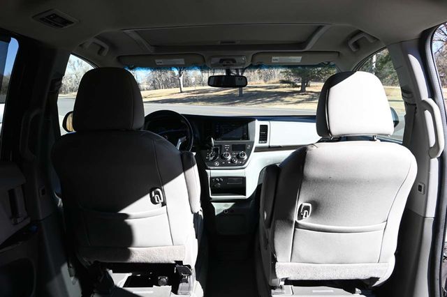 2015 Toyota Sienna XLE Mobility Handicap Van - 23006098 - 19