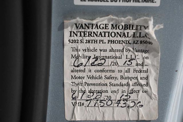 2015 Toyota Sienna XLE Mobility Handicap Van - 23007966 - 34