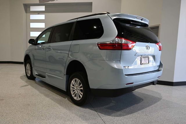 2015 Toyota Sienna XLE Mobility Handicap Van - 23007966 - 7