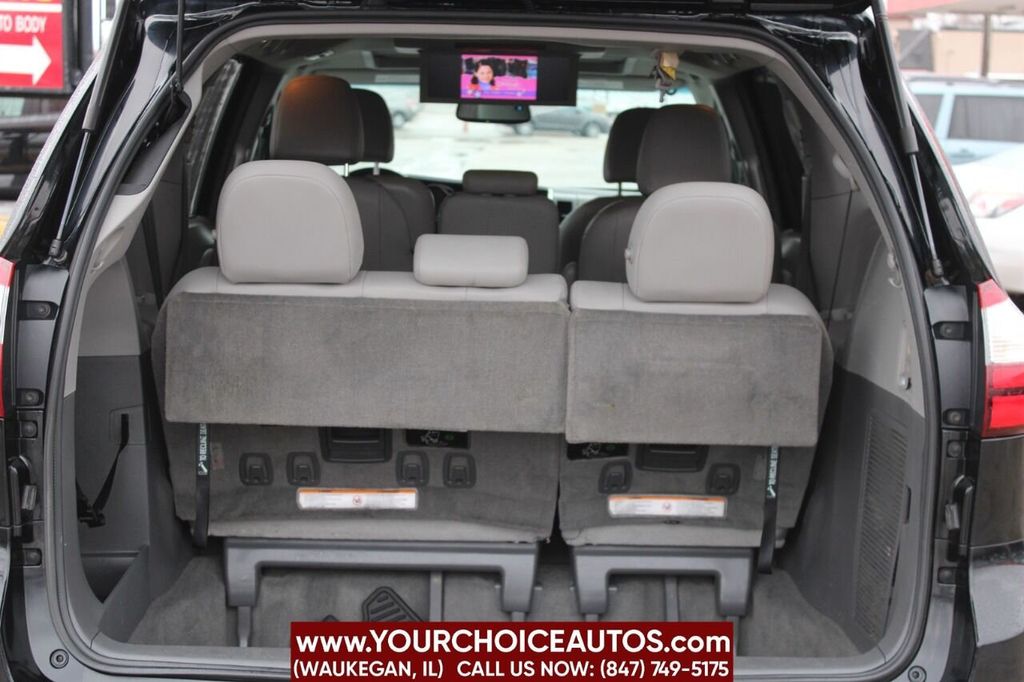 2015 Toyota Sienna XLE Premium 8 Passenger 4dr Mini Van - 22261984 - 15