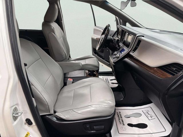 2015 Toyota Sienna XLE Premium 8 Passenger 4dr Mini Van - 23047869 - 23