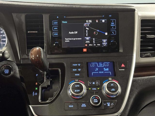2015 Toyota Sienna XLE Premium 8 Passenger 4dr Mini Van - 23047869 - 28
