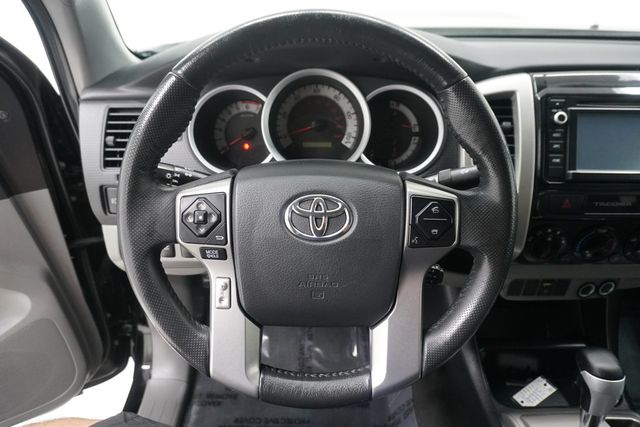 2015 Toyota Tacoma  - 22971618 - 13