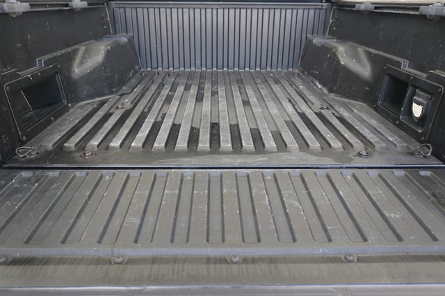 2015 Toyota Tacoma  - 22971618 - 19