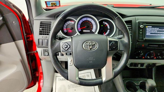 2015 Toyota Tacoma 2WD Double Cab I4 AT w/ Convenience Pkg - 23033772 - 12