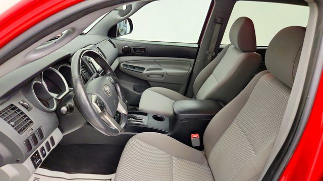 2015 Toyota Tacoma 2WD Double Cab I4 AT w/ Convenience Pkg - 23033772 - 17