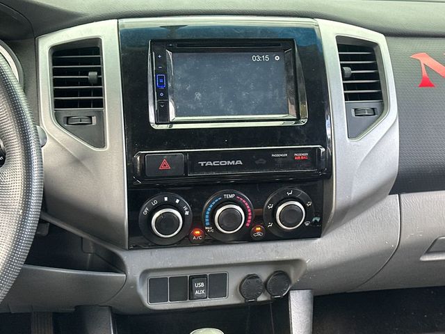 2015 Toyota Tacoma 2WD Double Cab V6 AT PreRunner - 22991925 - 16