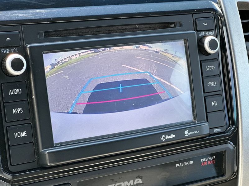 2015 Toyota Tacoma 2WD Double Cab V6 AT PreRunner - 23045254 - 15