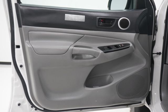 2015 Toyota Tacoma 2WD Double Cab V6 AT PreRunner - 22947544 - 13