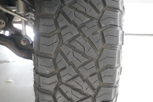 2015 Toyota Tacoma 2WD Double Cab V6 AT PreRunner - 23029757 - 28
