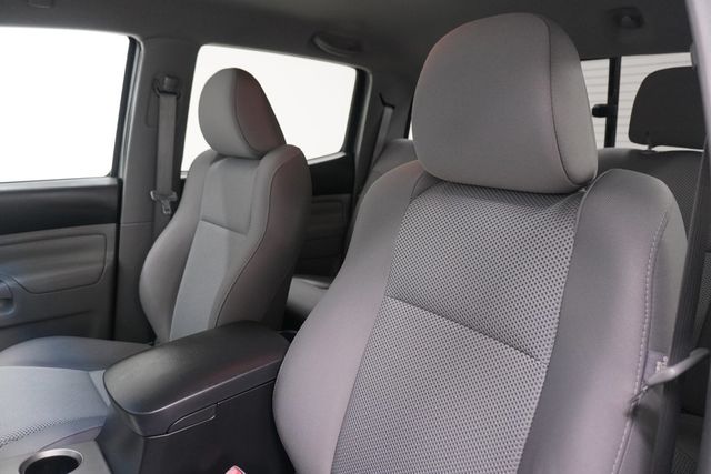 2015 Toyota Tacoma 2WD Double Cab V6 AT PreRunner - 23029757 - 8