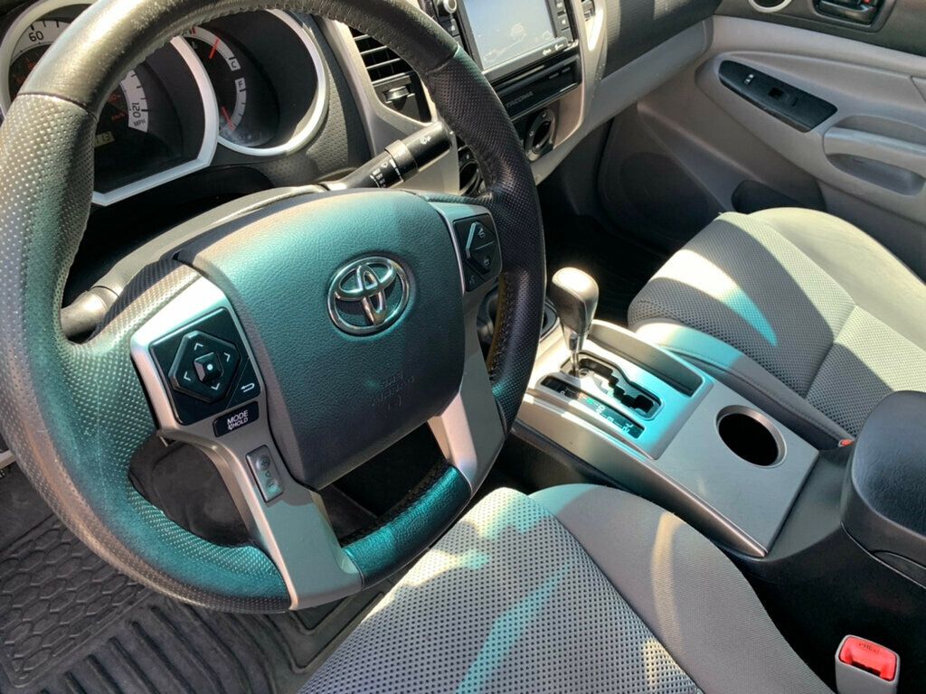 2015 Toyota Tacoma 2WD Double Cab V6 AT PreRunner - 23028203 - 25