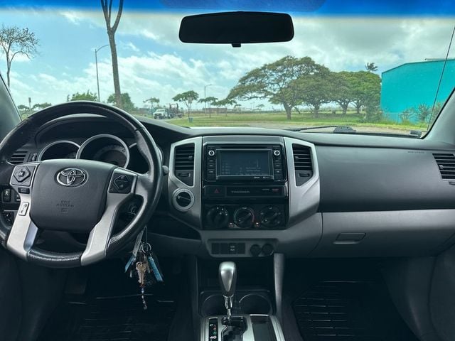 2015 Toyota Tacoma 4WD Double Cab LB V6 AT - 22979178 - 14