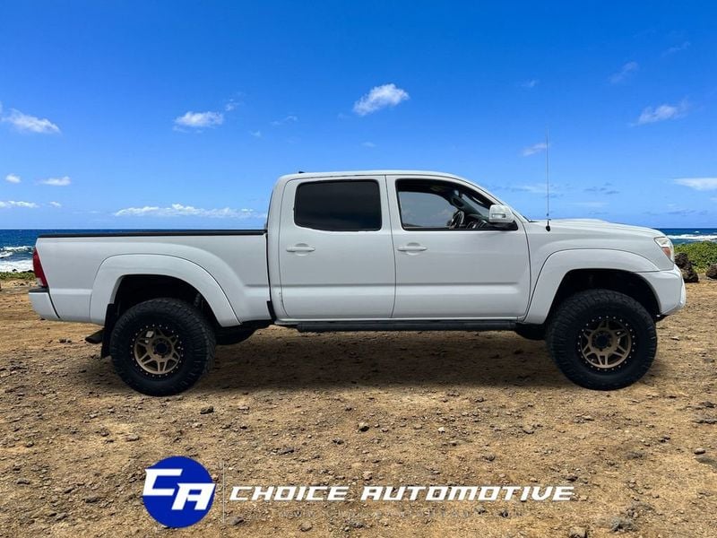 2015 Toyota Tacoma 4WD Double Cab LB V6 AT - 22979178 - 7