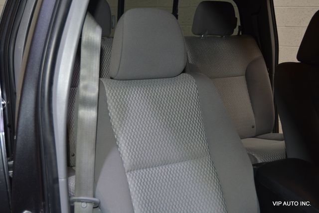 2015 Toyota Tacoma 4WD Double Cab LB V6 AT - 22975358 - 13