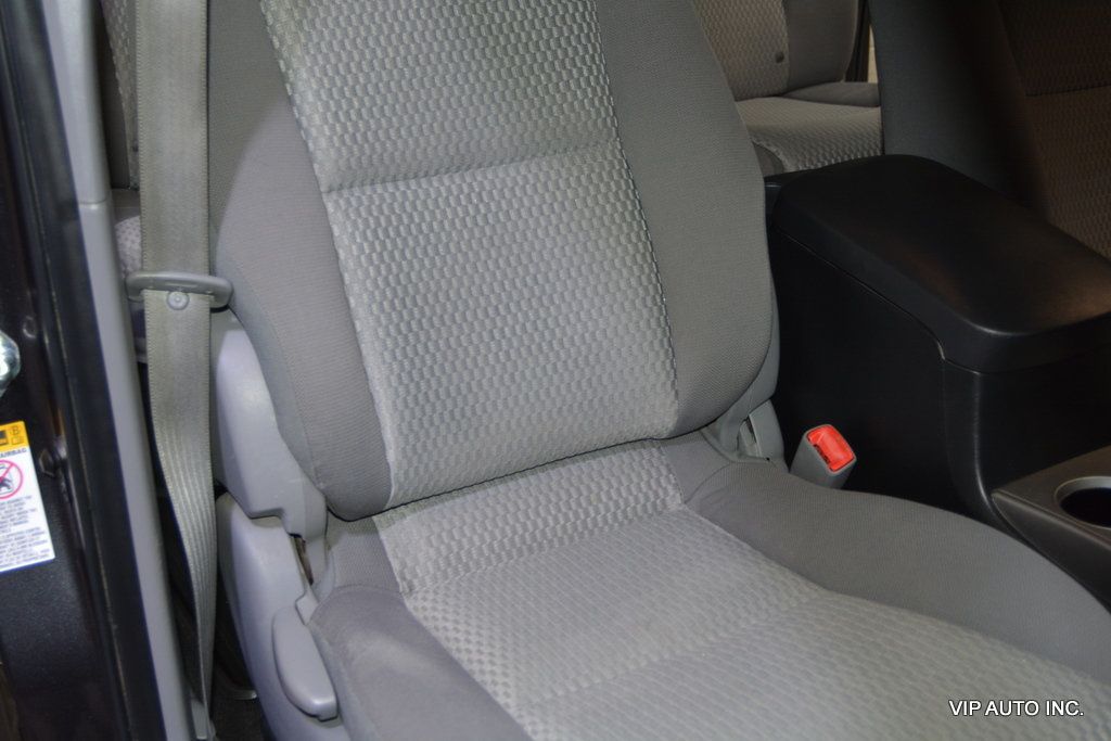 2015 Toyota Tacoma 4WD Double Cab LB V6 AT - 22975358 - 15