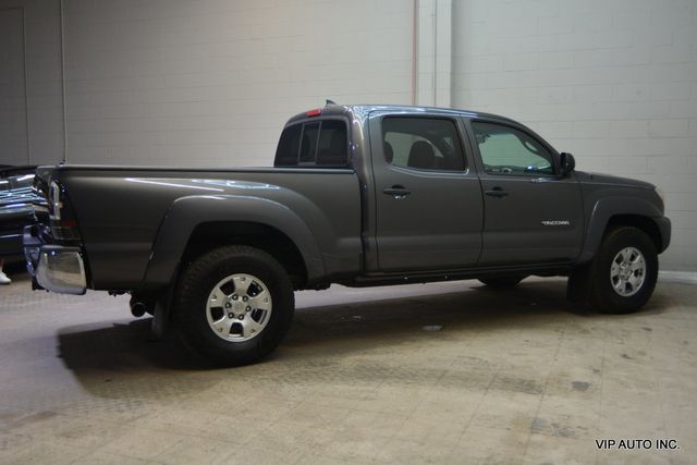 2015 Toyota Tacoma 4WD Double Cab LB V6 AT - 22975358 - 31