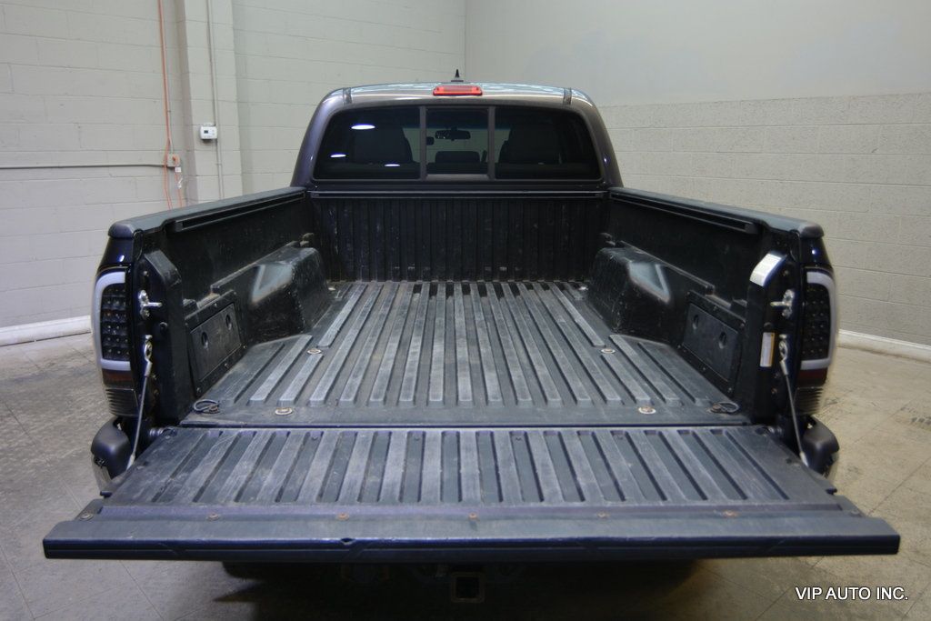 2015 Toyota Tacoma 4WD Double Cab LB V6 AT - 22975358 - 33