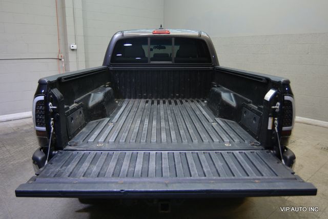 2015 Toyota Tacoma 4WD Double Cab LB V6 AT - 22975358 - 33