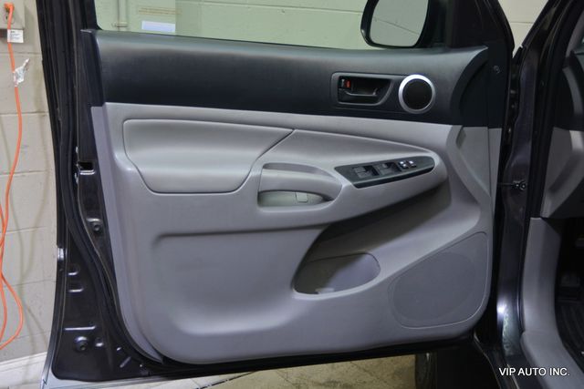 2015 Toyota Tacoma 4WD Double Cab LB V6 AT - 22975358 - 6
