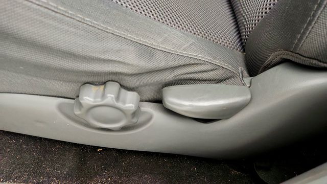 2015 Toyota Tacoma 4WD Double Cab V6 AT - 22970664 - 10