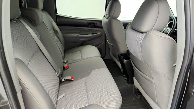 2015 Toyota Tacoma 4WD Double Cab V6 AT - 22970664 - 21