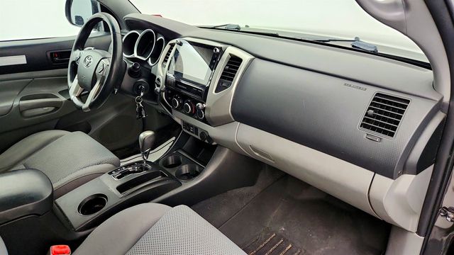 2015 Toyota Tacoma 4WD Double Cab V6 AT - 22970664 - 23