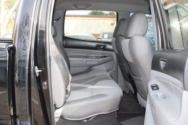 2015 Toyota Tacoma 4WD Double Cab V6 AT TRD Pro - 23001246 - 17