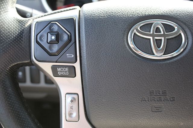 2015 Toyota Tacoma 4WD Double Cab V6 AT TRD Pro - 23001246 - 7