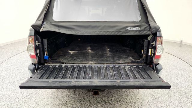 2015 Toyota Tacoma 4WD Double Cab V6 AT with Entune Audio Plus - 22970664 - 20