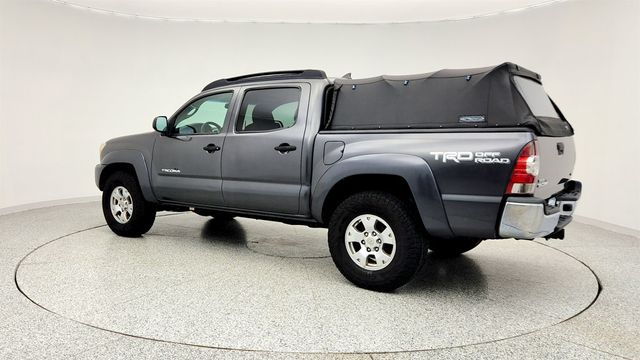 2015 Toyota Tacoma 4WD Double Cab V6 AT with Entune Audio Plus - 22970664 - 6