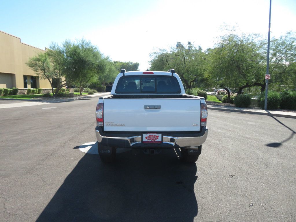 2015 Toyota Tacoma 4X4 DOUBLE CAB 6SPEED EXTRA CLEAN 2OWNER HARD TO FIND - 22935968 - 11