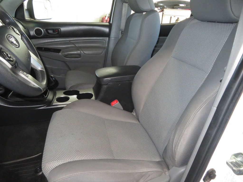 2015 Toyota Tacoma 4X4 DOUBLE CAB 6SPEED EXTRA CLEAN 2OWNER HARD TO FIND - 22935968 - 21