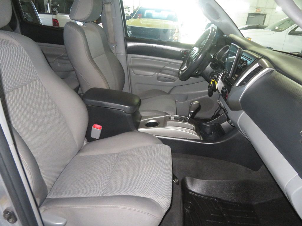 2015 Toyota Tacoma 4x4 TRD SPORT LOW MILES EXTAR CLEAN OVERSISED TIRES TACOMA V6  - 23031215 - 35