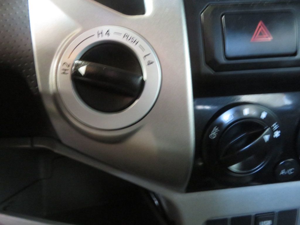 2015 Toyota Tacoma 4x4 TRD SPORT LOW MILES EXTAR CLEAN OVERSISED TIRES TACOMA V6  - 23031215 - 42