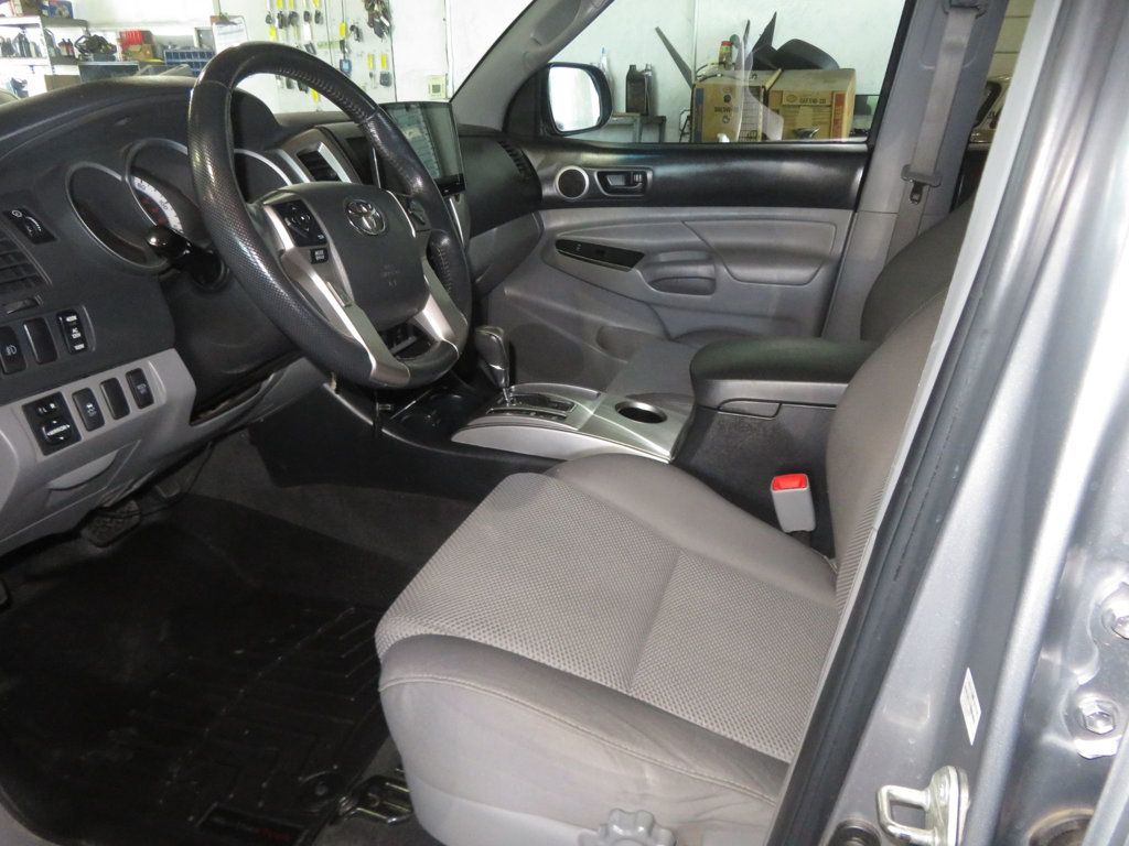 2015 Toyota Tacoma 4x4 TRD SPORT LOW MILES EXTRA CLEAN OVERSISED TIRES TACOMA V6  - 23031215 - 20