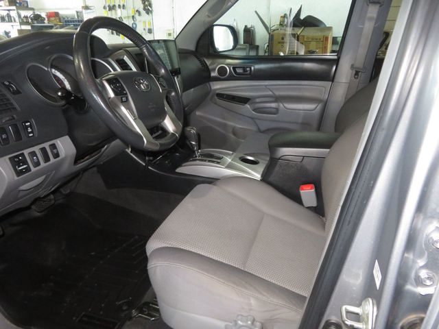 2015 Toyota Tacoma 4x4 TRD SPORT LOW MILES EXTRA CLEAN OVERSISED TIRES TACOMA V6  - 23031215 - 20