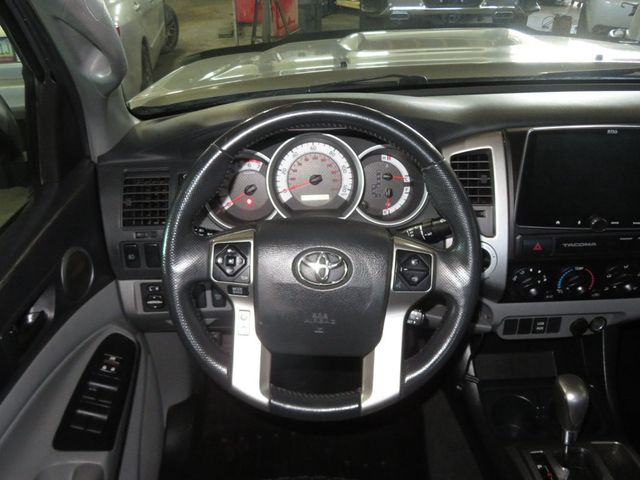 2015 Toyota Tacoma 4x4 TRD SPORT LOW MILES EXTRA CLEAN OVERSISED TIRES TACOMA V6  - 23031215 - 38