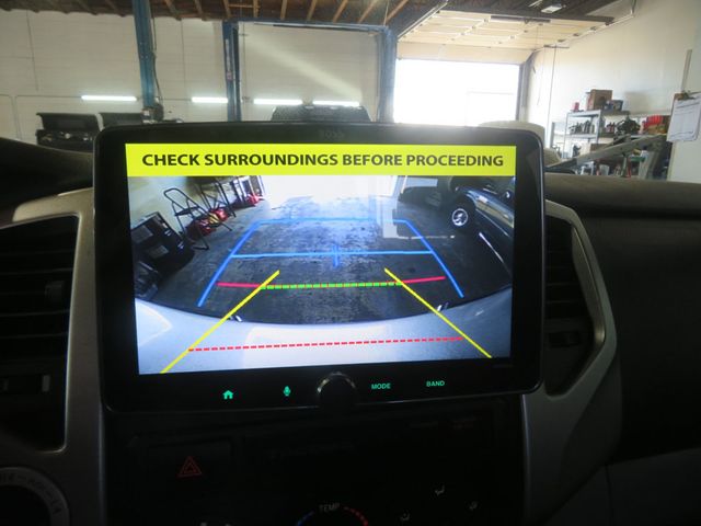 2015 Toyota Tacoma 4x4 TRD SPORT LOW MILES EXTRA CLEAN OVERSISED TIRES TACOMA V6  - 23031215 - 43