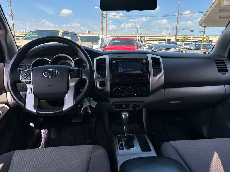2015 Toyota Tacoma Base - 23020748 - 11