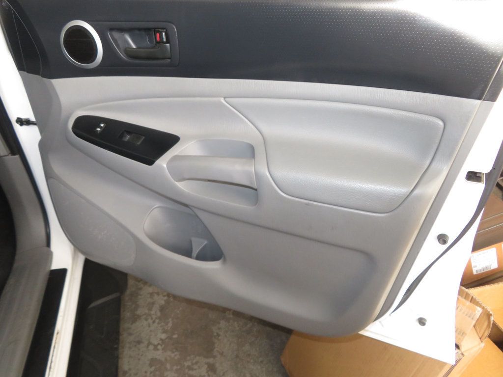 2015 Toyota Tacoma DOUBLECAB LONGBED EXTRA CLEAN 4X4 4X SERVICE RECORDS 4X4 TACOMA - 22947582 - 29