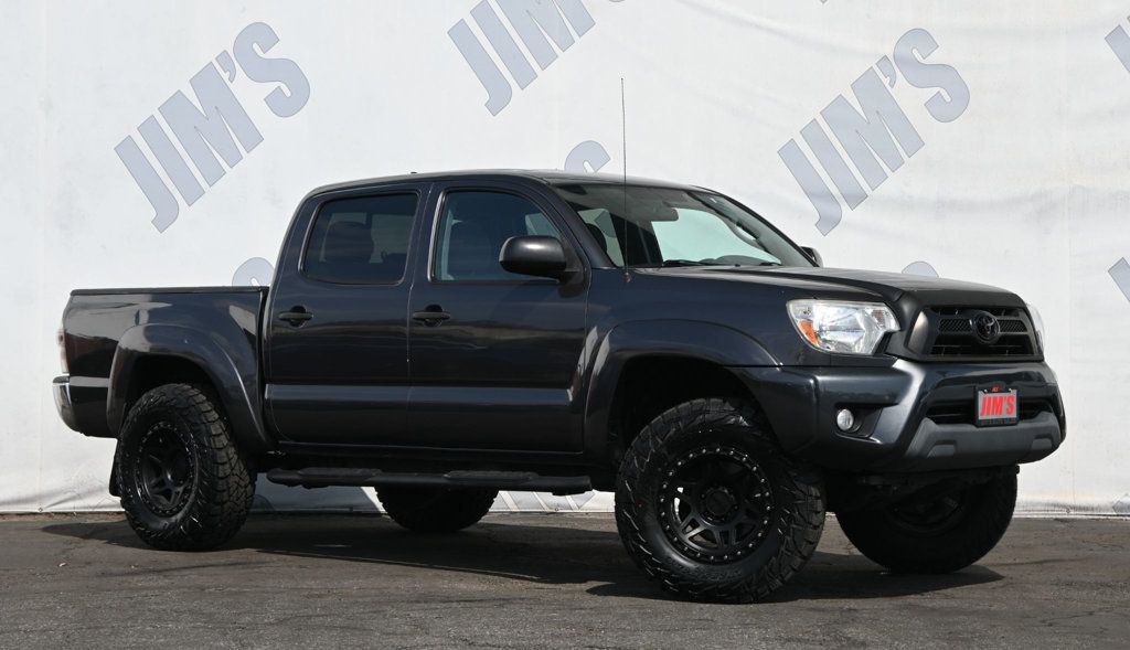 2015 Toyota Tacoma Double Cab V6 PreRunner SR5 photo 2