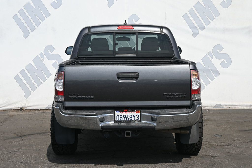 2015 Toyota Tacoma Double Cab V6 PreRunner SR5 photo 3
