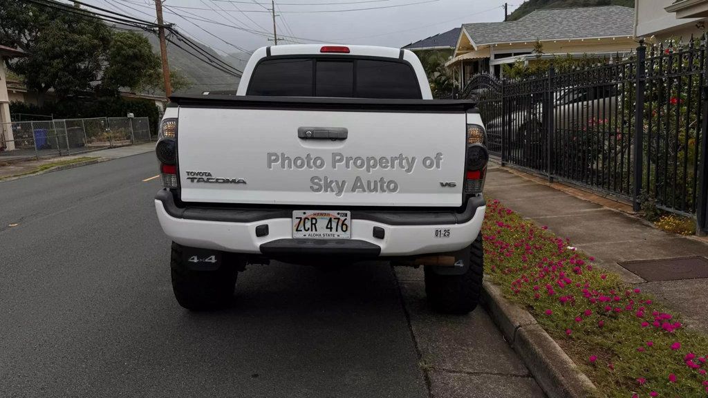 2015 Toyota Tacoma Pickup 4D 5 ft - 22540038 - 4